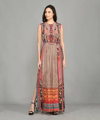 Nordic Pin Tucked Maxi Dress 3