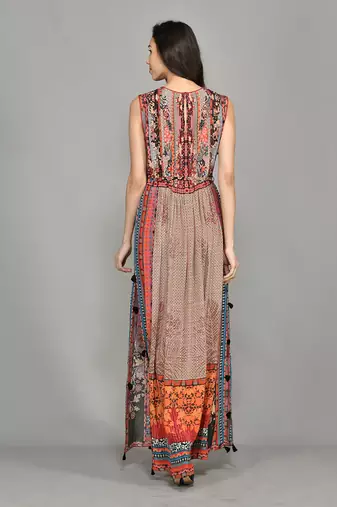 Nordic Pin Tucked Maxi Dress