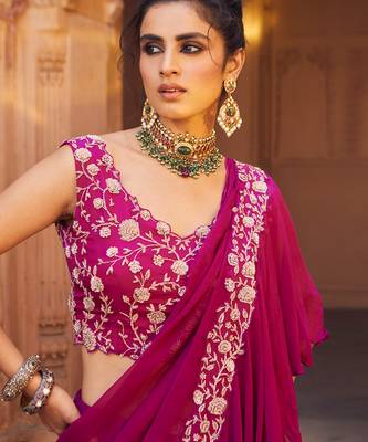 Raspberry Zola Pre-Drapped Saree 3