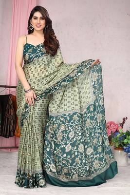 Green Printed Chiffon Saree With Blouse 1