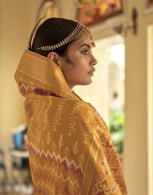 Mustard printed silk saree with blouse 2