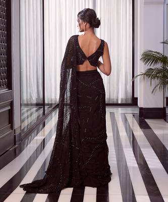 Black Elora Pre-Drapped Saree 3