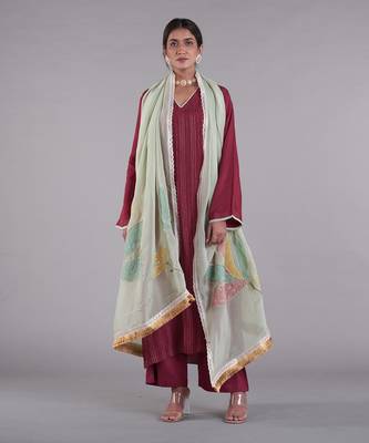 Gulnaaz Straight Kurta Set 1