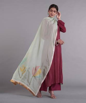 Gulnaaz Straight Kurta Set 2