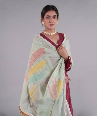 Gulnaaz Straight Kurta Set 4