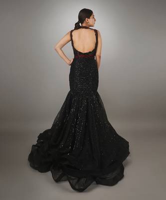 Red And Black Gown 4