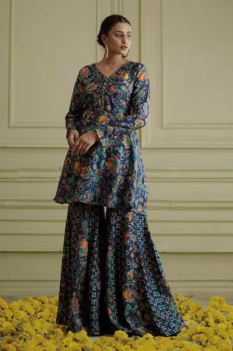 Maaya Kalidar Sharara Set