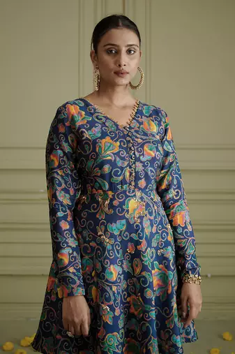 Maaya Kalidar Sharara Set