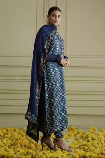 Maaya Straight Kurta Set