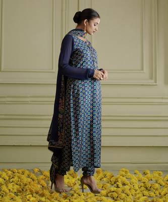 Maaya Straight Kurta Set 4