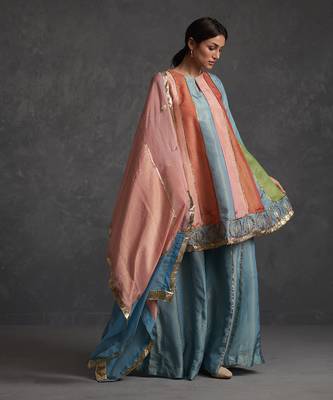 Sunehri Flared Sharara Set 4