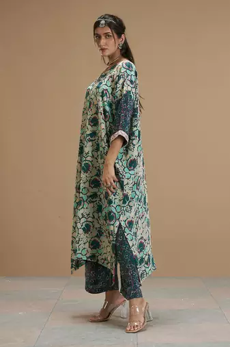 Taabir printed Kurta Set