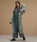 Taabir Panelled Kurta Set