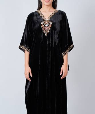 Black Gold Embroidered Silk Velvet Full Length Kaftan 6
