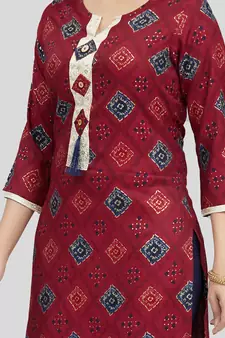 Maroon printed rayon long-kurtis