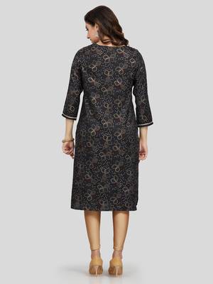 Black printed rayon long-kurtis 2