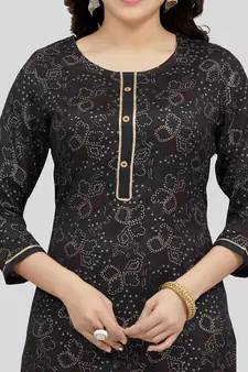 Black printed rayon long-kurtis
