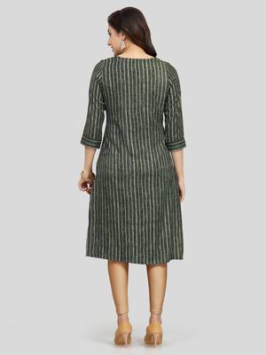 Green printed rayon long-kurtis 2