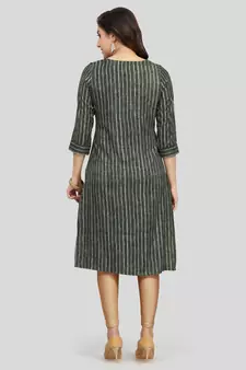 Green printed rayon long-kurtis