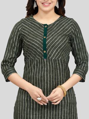 Green printed rayon long-kurtis 4