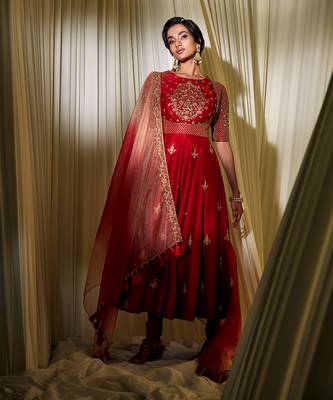 Red Anarkali Set 1