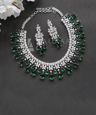 Rhodium Plated Diamonte Necklace Set 2