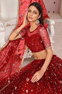 Red embroidered net semi stitched lehenga 3