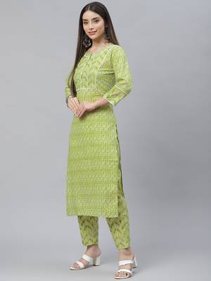 Green printed cotton ethnic-kurtis 4
