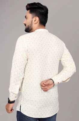 Men's Off White Foil Print Long Viscose Kurta 3