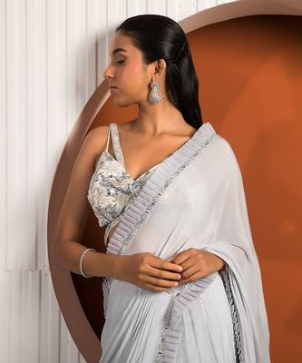 Pastel Blue Daisy Saree 3