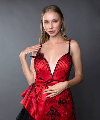 Red Plunging Neckline Structured Cone Detailing Side  Trail Gown 5
