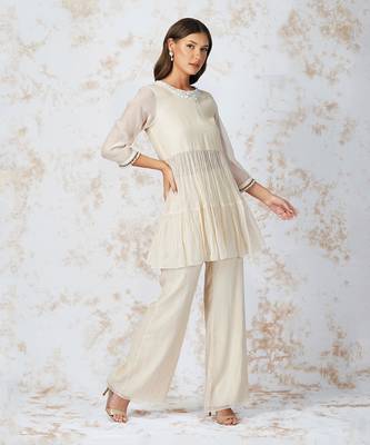 Baroque Work Tiered Top Set 2