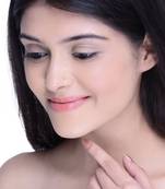 Gold diamond nose-ring