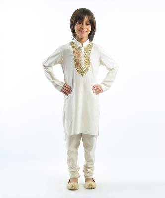 Embroidered Neckline Kurta Set 1