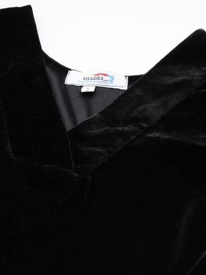 Women's Black Velvet Salwar Suit Set 2