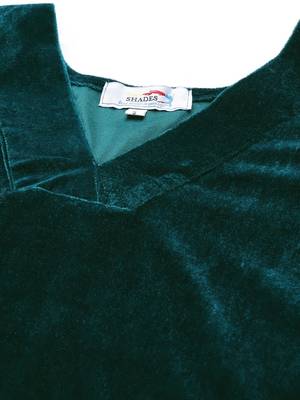 SHADES Bottle Green Velvet Suit (Set of 2) 2