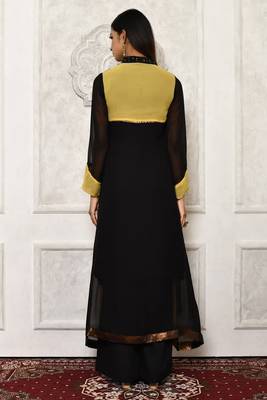 Black embroidered georgette kurta &-sets 4