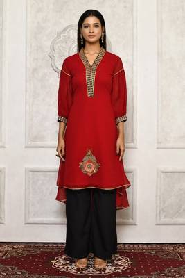 Maroon embroidered georgette kurta &-sets 2