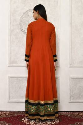 Maroon embroidered georgette kurta &-sets 4