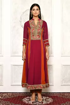 Purple embroidered georgette kurta &-sets