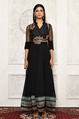 Black embroidered georgette kurta &-sets 2