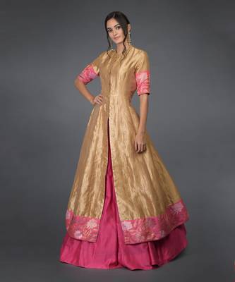 Gold- Pink Kimkhab Handwoven Banarasi Peshwa Kalidaar Outfit 1