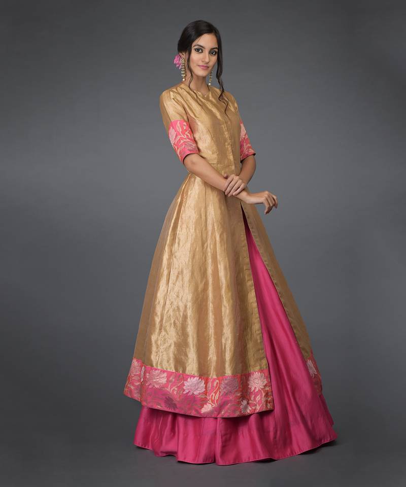 Gold- Pink Kimkhab Handwoven Banarasi Peshwa Kalidaar Outfit