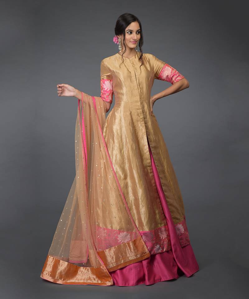 Gold- Pink Kimkhab Handwoven Banarasi Peshwa Kalidaar Outfit