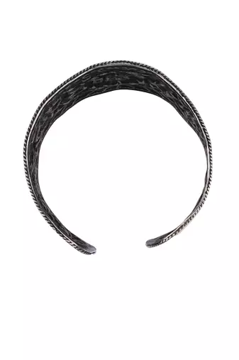 Sangeeta Boochra X Payal Singhal  Leyla Silver Bangle