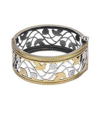 Sangeeta Boochra X Payal Singhal  Anya Silver Openable Bangle 2