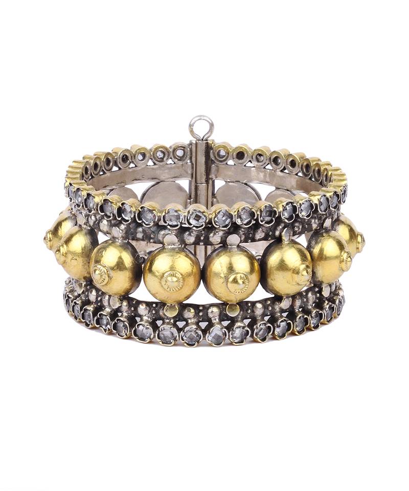 Sangeeta Boochra X Payal Singhal Samira Silver Openable Bangle