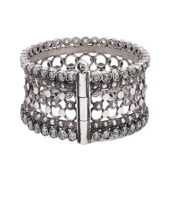 Sangeeta Boochra X Payal Singhal Rehya Silver Openable Bangle 4