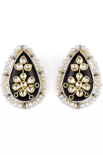 Sangeeta Boochra X Payal Singhal  Aayat Silver Earrings with Pearls