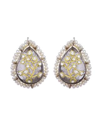 Sangeeta Boochra X Payal Singhal  Tahira Silver Crystal Stone Earring 4